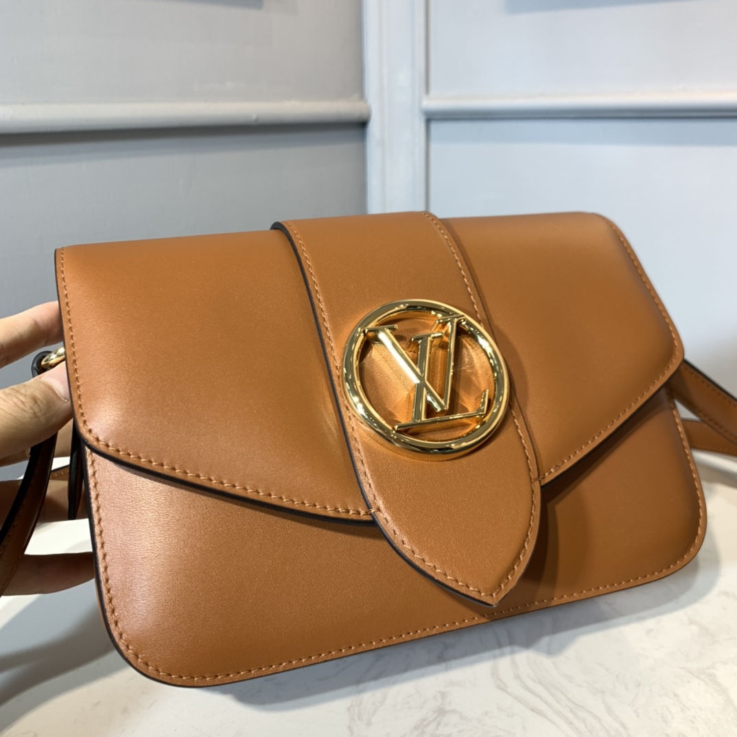 Louis Vuitton LV PONT 9 SOFT Smooth calfskin Shoudler Bag M56456 Caramel Brown